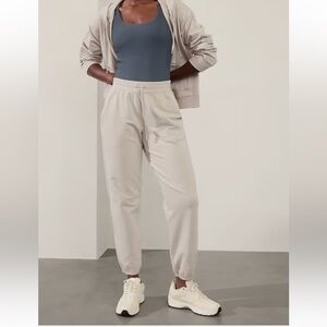 NWT Athleta Retroterry Mid Rise Jogger Abalone Grey Large